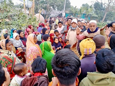 বগুড়ার শিবগঞ্জ পৌরসভা নির্বাচন প্রচারে মতিনের পাশে শাহে আলম